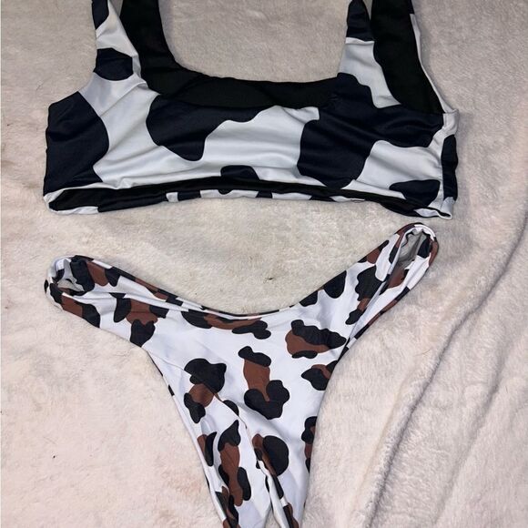 Shrub cow print bikini size small - Picture 2 of 3